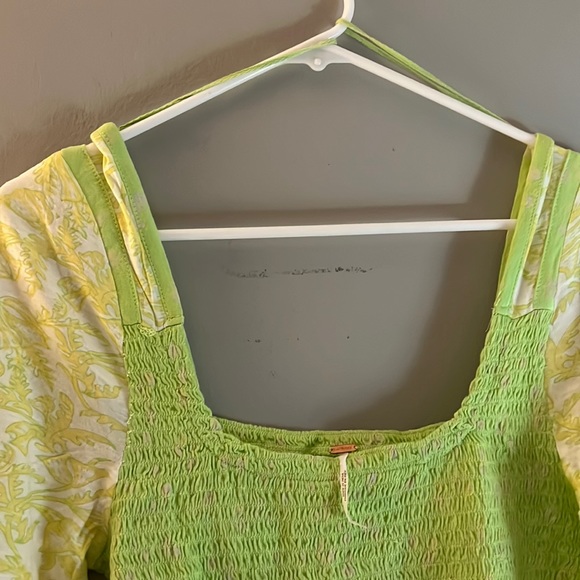 Free People Marigold Mix Print Smocked Top NWT - Picture 3 of 6